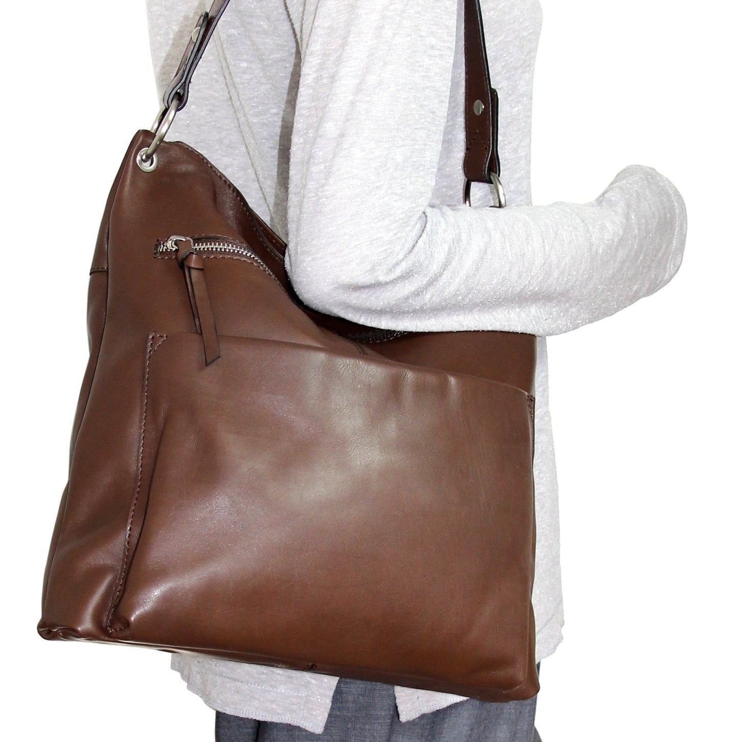 Emelia Hobo